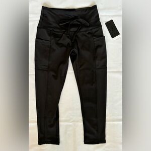 New York Laundry Women’s High Waist Athletic Capri in Classic Black Sz S
